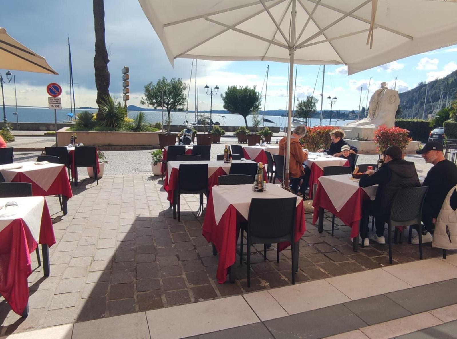 Hotel & Restaurant San Marco Ab Toscolano Maderno Kültér fotó